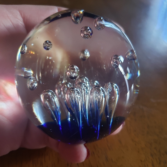 Vintage Colbalt Blue Art Glass Controlled Bubble Paperweight - Picture 2 of 5